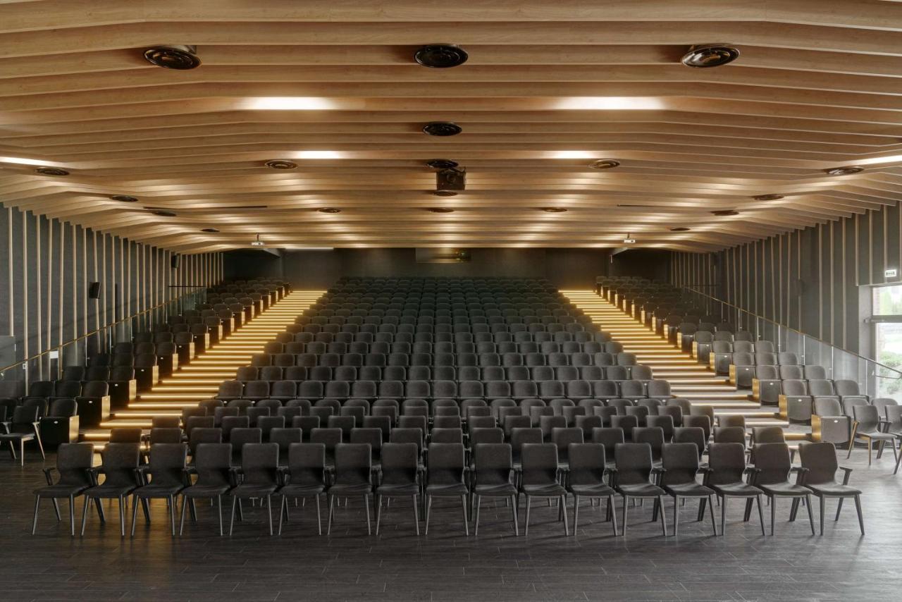 Radisson Blu Resort & Conference Center, Ostroda Mazury Exterior foto Auditorium